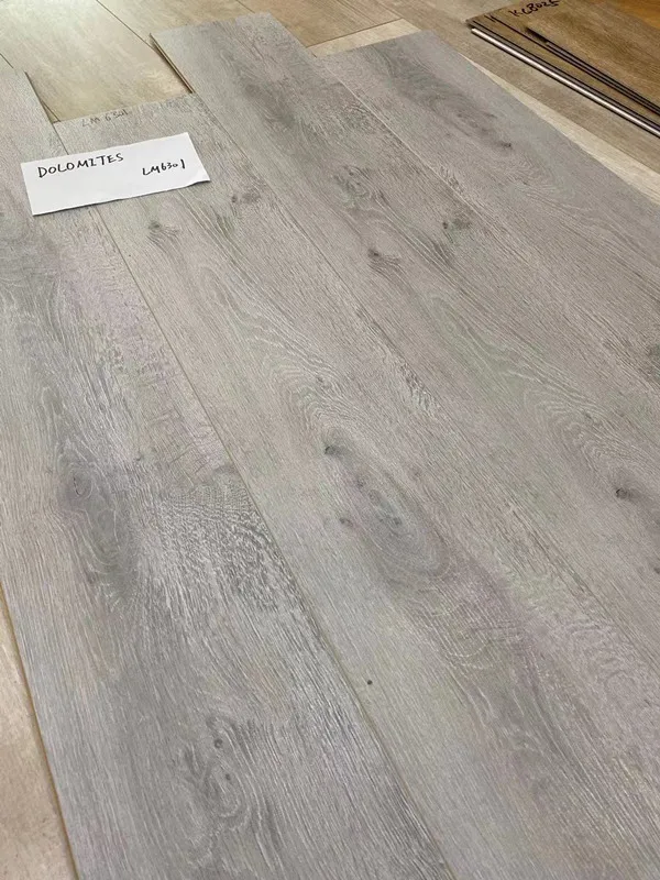 Comprar piso laminado 2021 color desde fabrica China