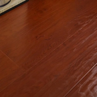 7 Razones Cruciales ¿Es Pine-Sol Bueno para los Pisos Laminados La Respuesta Definitiva en 2025