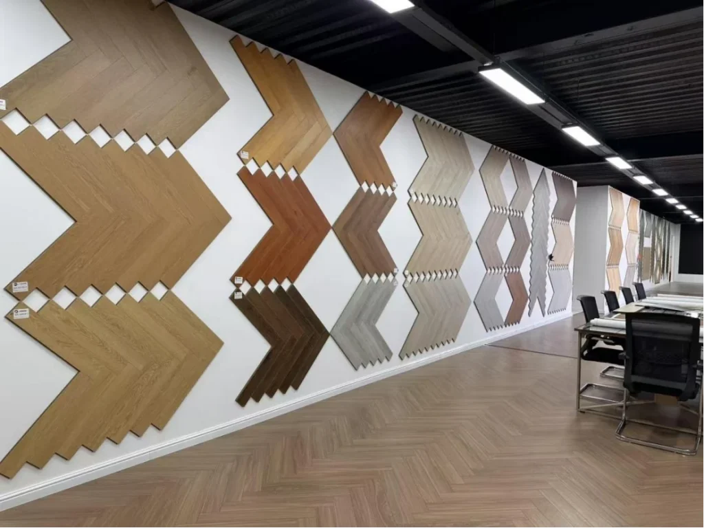 Gran inauguración del nuevo centro de experiencia en pisos-marcando el comienzo de una nueva Era de vivienda de calidad