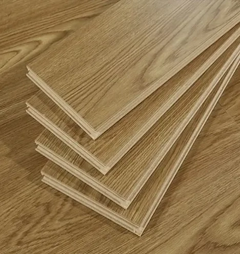 Cómo instalar una base de foam para piso laminado