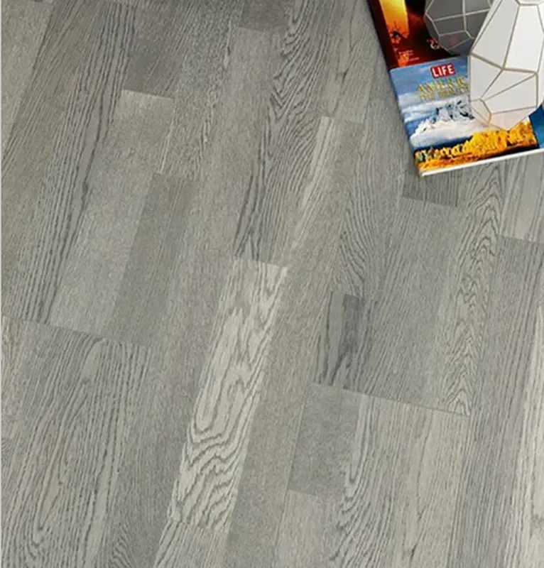 Piso Laminado vs Piso Vinílico SPC ¿Cuál es Mejor para Tu Hogar